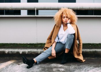 The Complex Reality of Toxic Single Moms: Navigating It With Compassion and Understanding