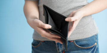 Budgeting for Single Moms: A Step-by-Step Guide to Financial Stability