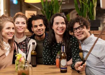 Shared Friendships When You’re Divorced